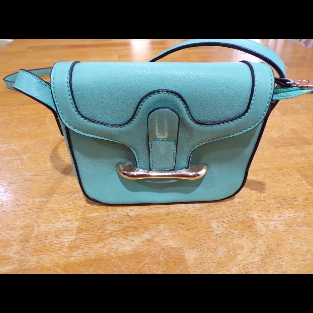 Blue green spring crossbody, small NWOT